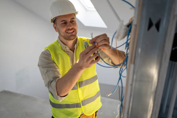 Best Home Electrical Repair  in Dundee, FL